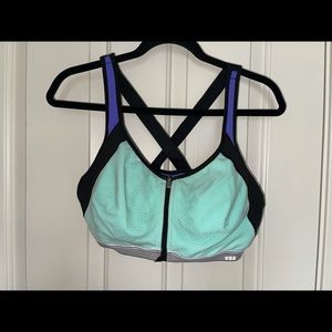 Victoria’s Secret VSX sports bra 38D